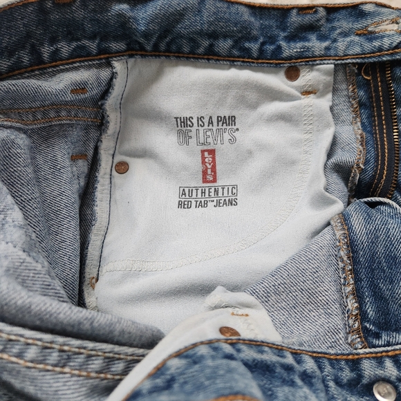 Vintage Levi's 550 Jeans - Picture 7 of 9